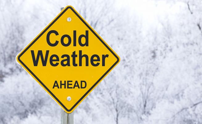 Идва арктически студ! Жълт код е обявен в 14 области в събота