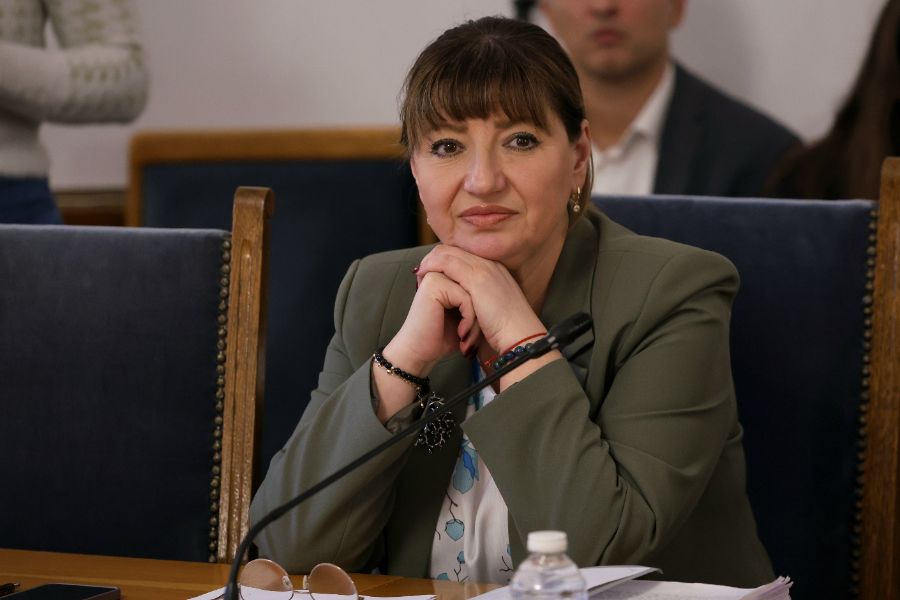 <p>Парламентарната правна комисия одобри на първо четене законопроекта на ГЕРБ-СДС за закриване на Комисията за противодействие на корупцията (КПК).</p>