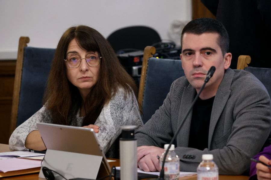 <p>Парламентарната правна комисия одобри на първо четене законопроекта на ГЕРБ-СДС за закриване на Комисията за противодействие на корупцията (КПК).</p>