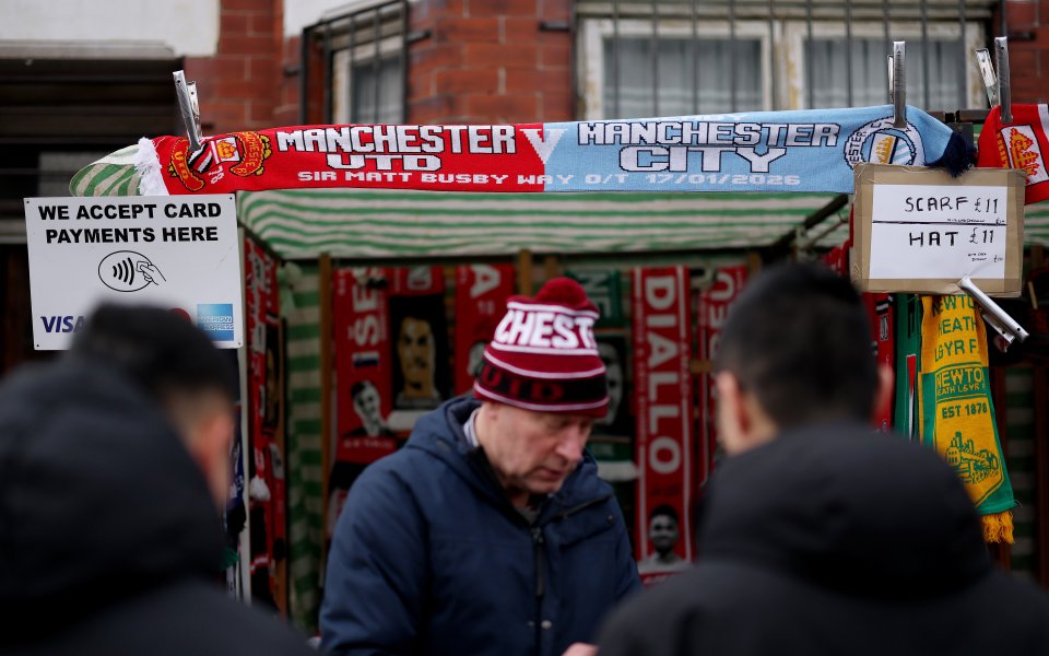 НА ЖИВО: Дербито на Манчестър - съставите на Юнайтед и Сити