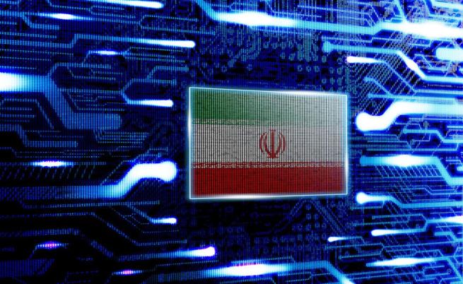 Иран обмисля постепенно възстановяване на интернета след прекъсването