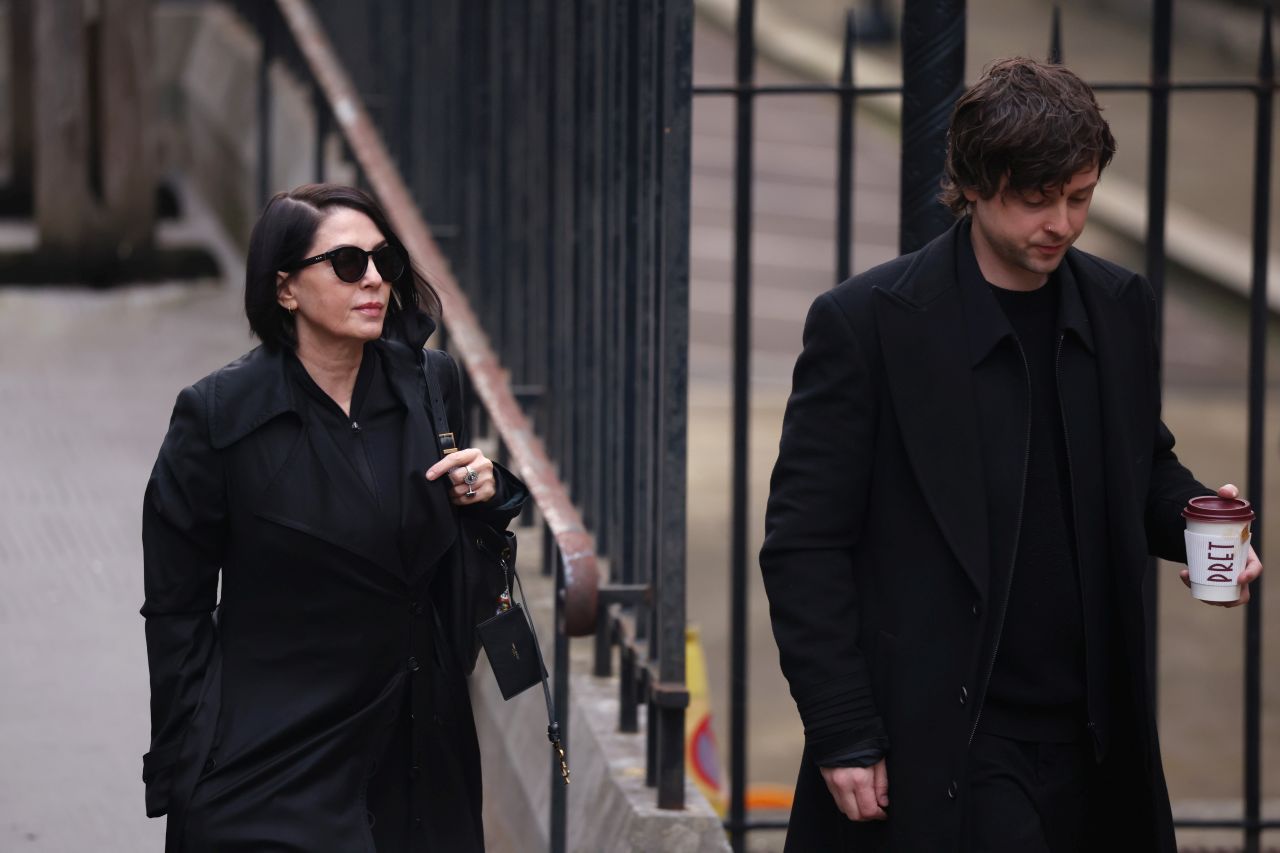 <p>Принц Хари отново в светлината на прожекторите &ndash; елегантен и решителен</p>