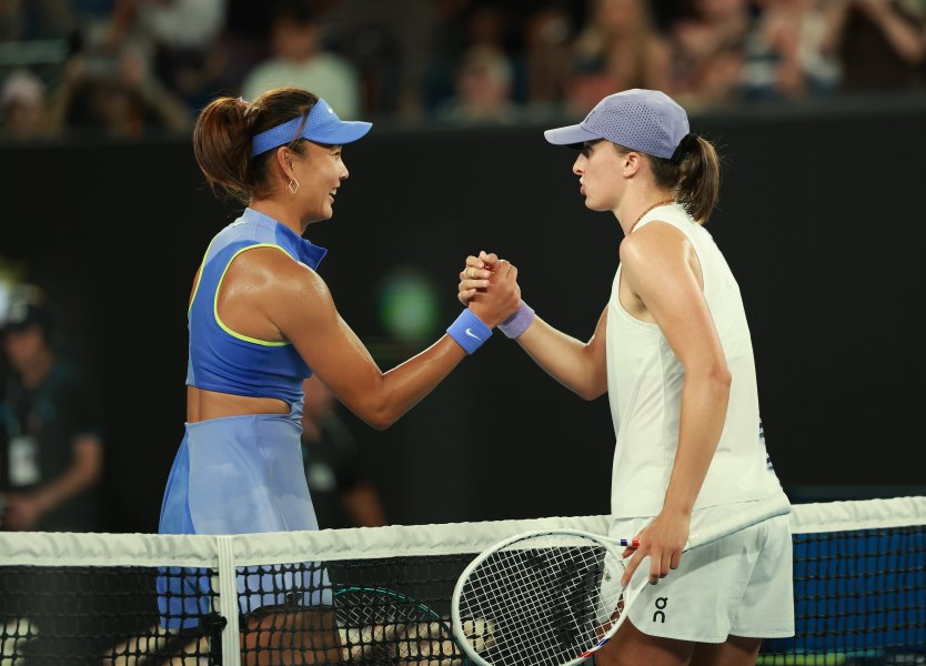 Юан Юе Ига Швьонтек1