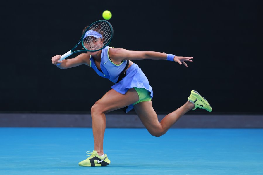 Юан Юе Ига Швьонтек1