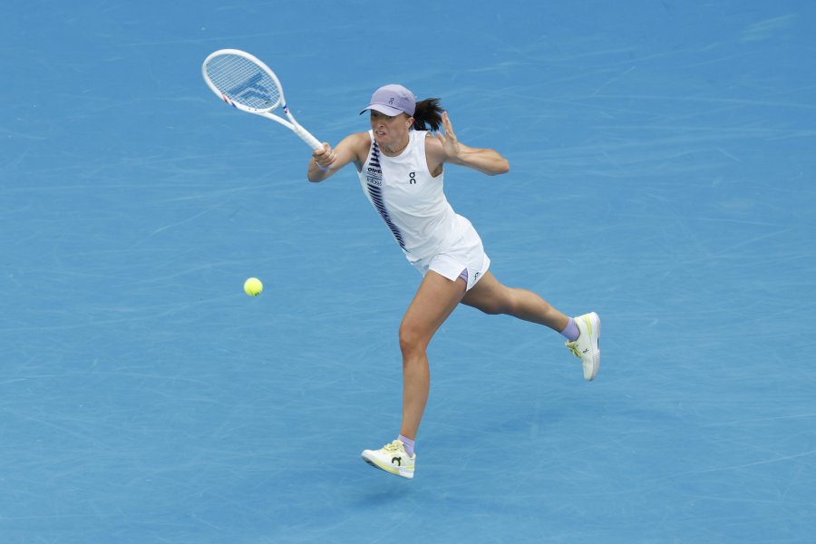 Юан Юе Ига Швьонтек1