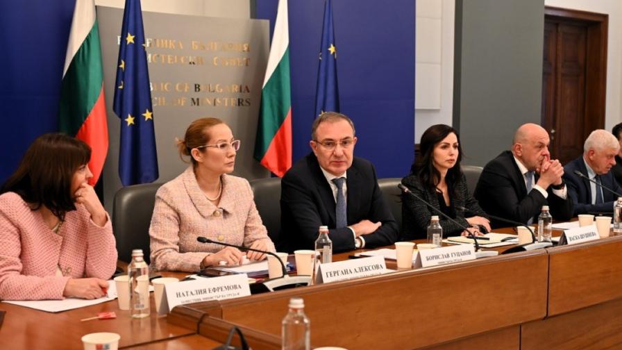 Променят втората пенсия, натрупани са 16 млрд. евро