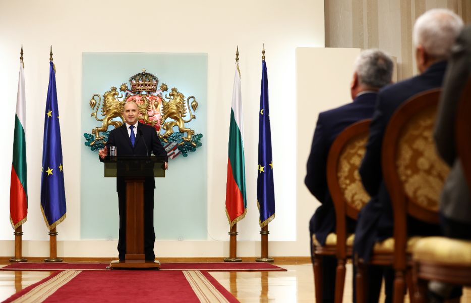 <p>Държавният глава Румен Радев с обръщение към българския народ.</p>