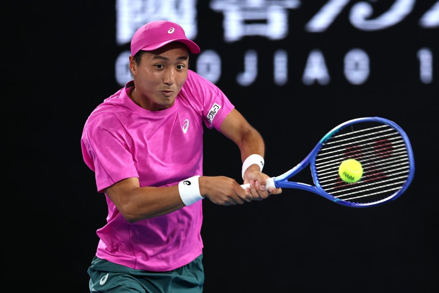 Шинтаро Мочизуки Стефанос Циципас1