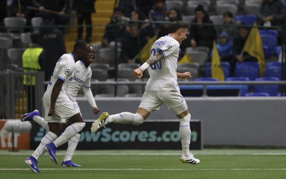 Брюж разби Кайрат и запази шансове за елиминационната фаза