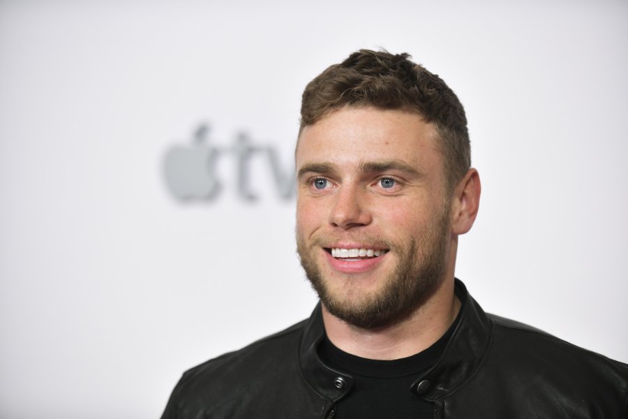 Гъс Кенуърти1