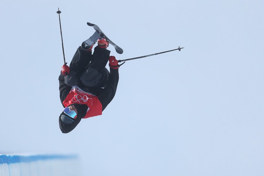 Гъс Кенуърти1