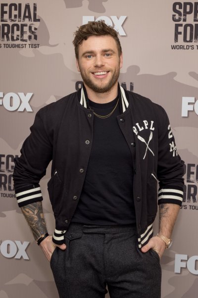 Гъс Кенуърти1