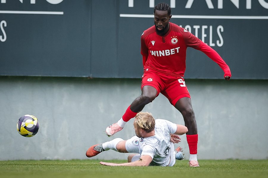 ЦСКА и ЛНЗ Черкаси1