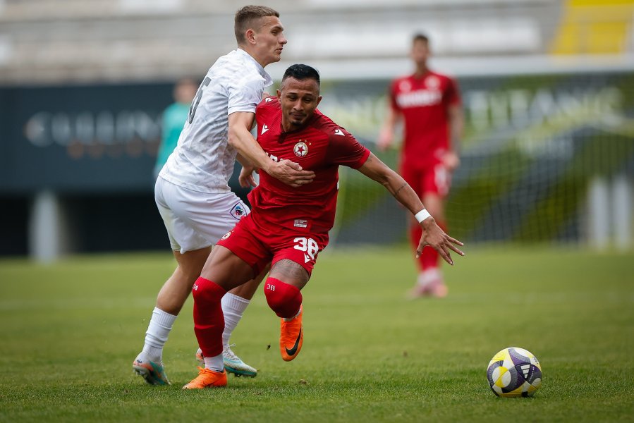 ЦСКА и ЛНЗ Черкаси1