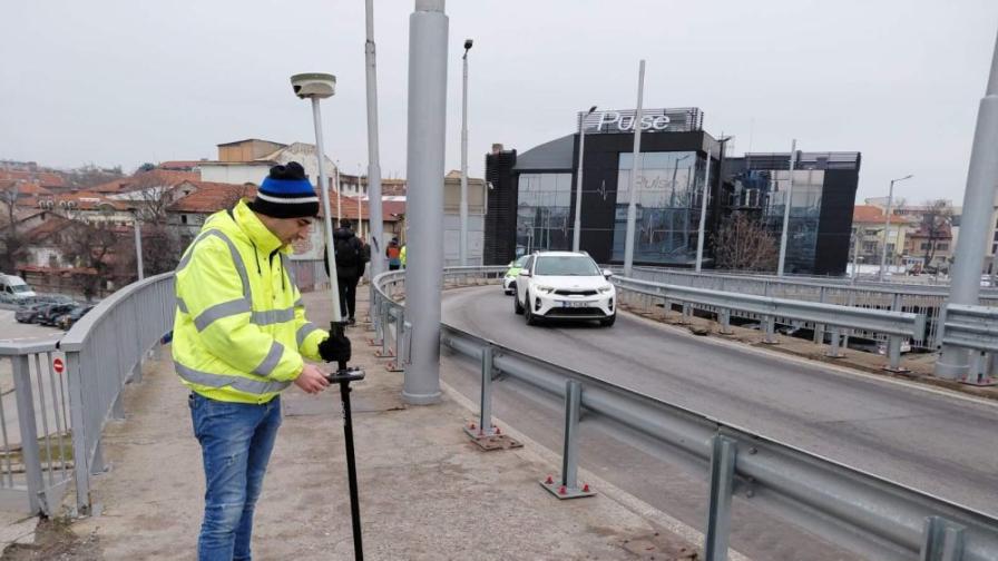 Всичко може да е узаконено, но това не значи, че е законно - спор за строеж край Марица в Пловдив