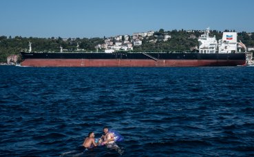 Откриха тялото на руски плувец във водите край Босфора