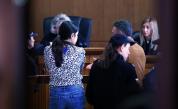 Оставиха под домашен арест обвинената за убийството на Пейо Пеев