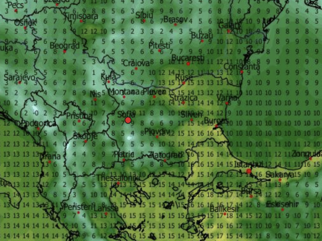 Усещане за ранна пролет с високи дневни температури