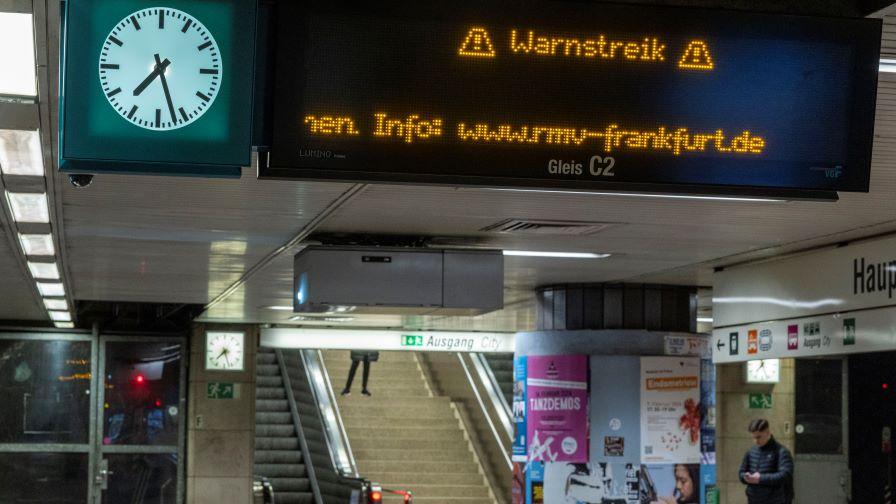 Младеж загина от токов удар на метростанция в Берлин