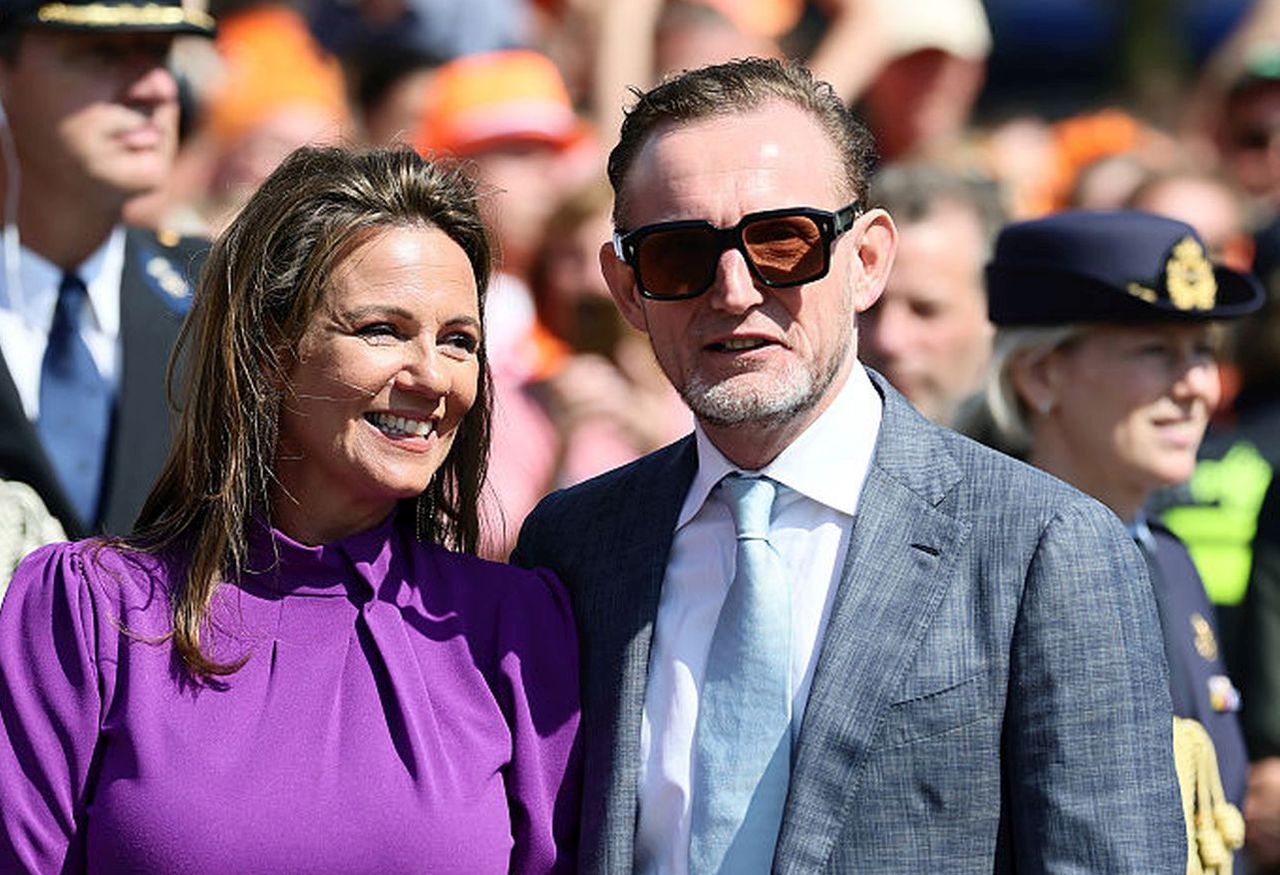 Кралска двойка обяви развод след 25 години брак