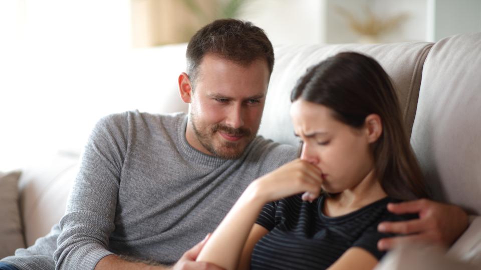 Фразите, които звучат любезно, но всъщност са форма на манипулация