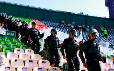 Кървава баня: 11 убити след футболен мач в Мексико