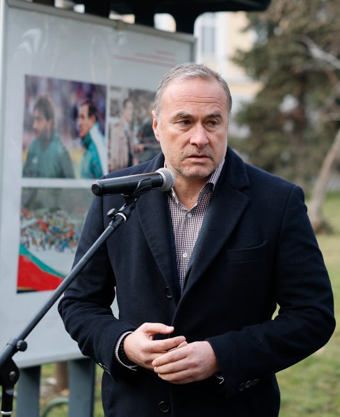 Откриване на фотоизложба в памет на великия Димитър Пенев1