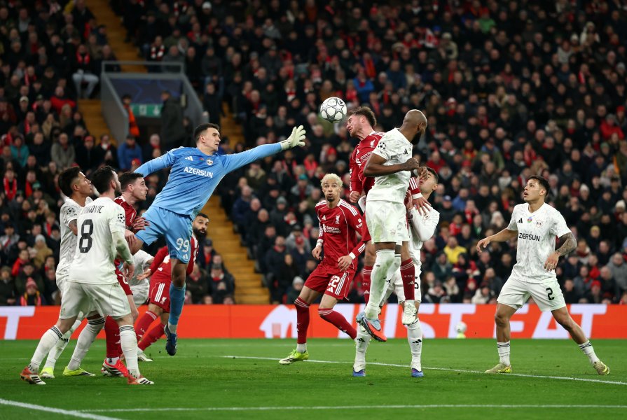 Ливърпул Карабах1