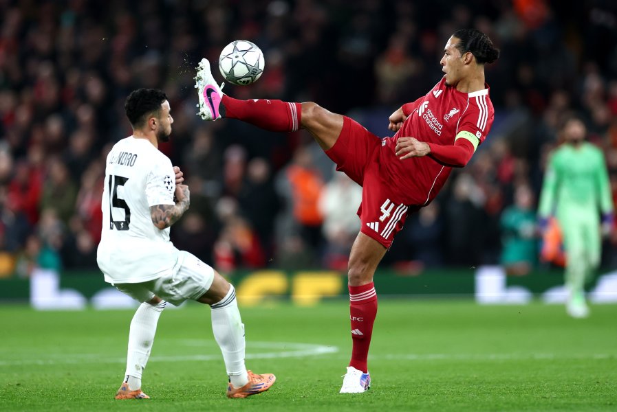 Ливърпул Карабах1