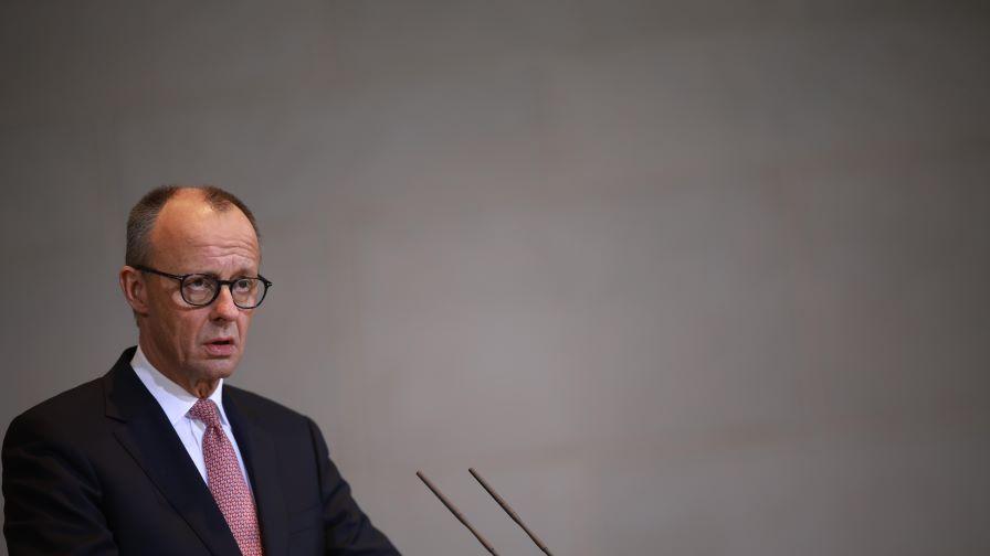 <p>Мерц:&nbsp;За членство на Украйна в ЕС&nbsp;от 1 януари догодина не може да става и дума</p>