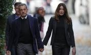 Саркози и Карла Бруни дадени под съд за разрушаване на сграда от 15 век