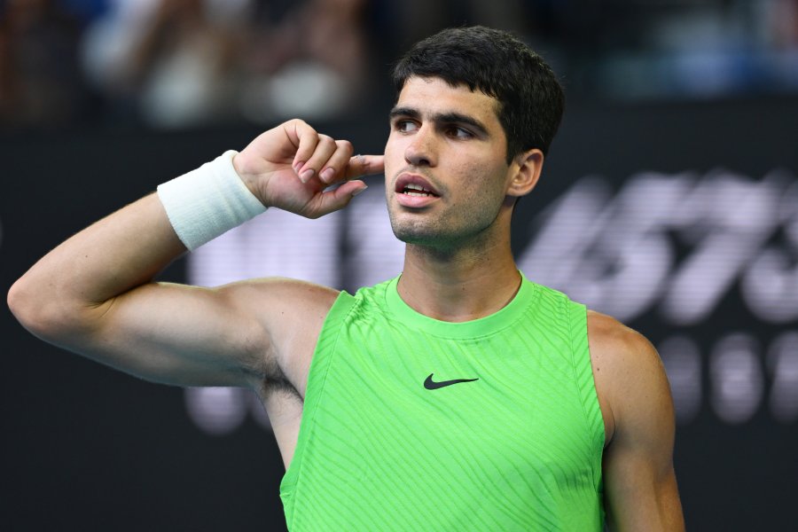 Алкарас Зверев1