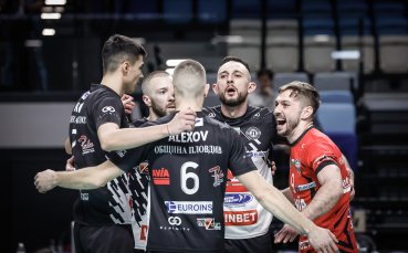 Лидерът Локомотив Авиа не срещна трудности срещу Черно море