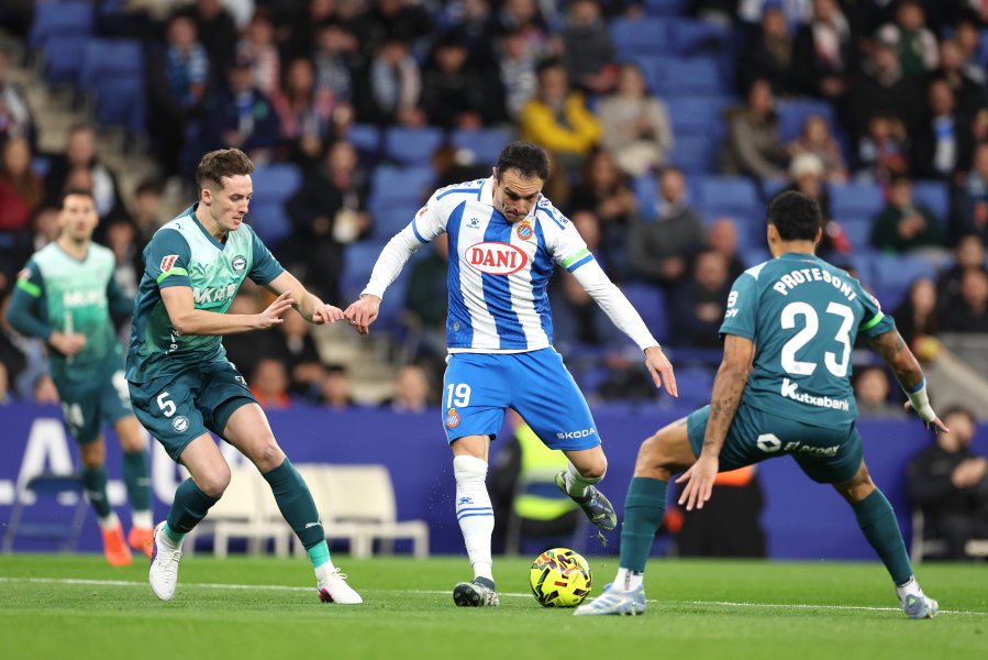 Еспаньол Депортиво Алавес1