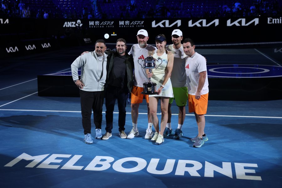 Елена Рибакина срази Арина Сабаленка за първа титла от Australian1