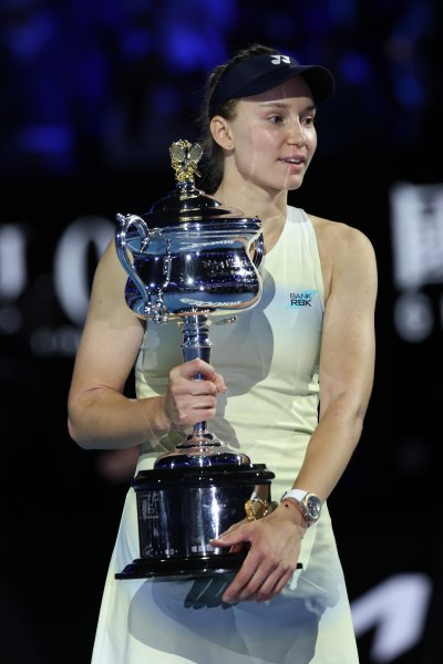 Елена Рибакина срази Арина Сабаленка за първа титла от Australian1