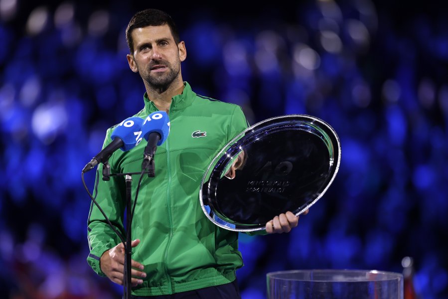 Карлос Алкарас обърна Новак Джокович и спечели първа титла от1