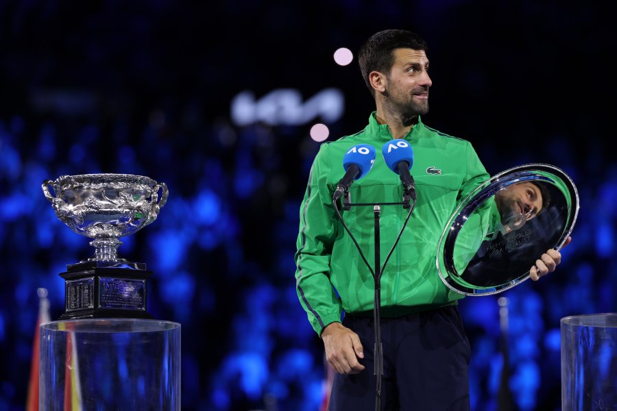 Карлос Алкарас обърна Новак Джокович и спечели първа титла от1