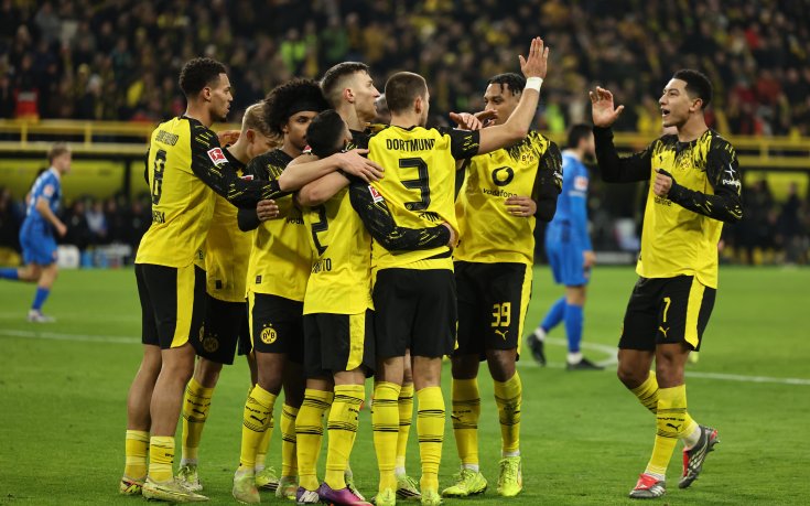 Борусия Дортмунд надви драматично Хайденхайм и се доближи до Байерн