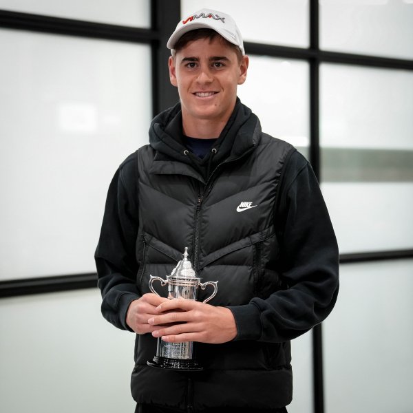 Шампионът от Australian Open Димитър Кисимов се завърна в България1