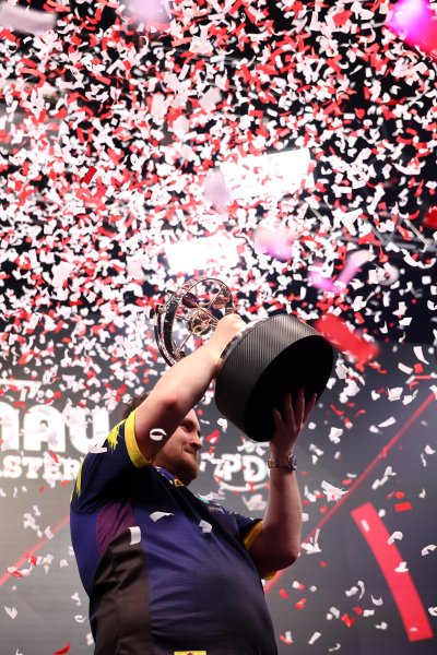 Люк Литлър Люк Хъмфрис1