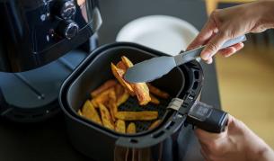 <p>Не слагайте тези храни във вашия еър фрайър</p>