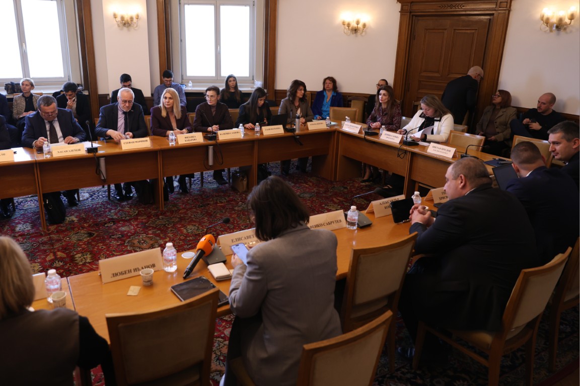 Приеха промените за вторите пенсии на първо четене в социалната комисия