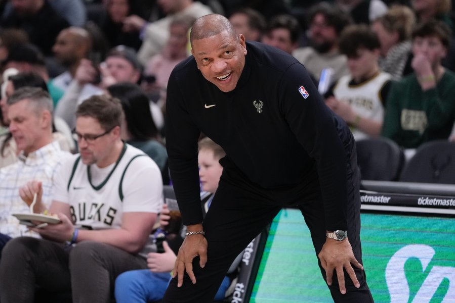 Милуоки Бъкс Ню Орлиънс Пеликанс1