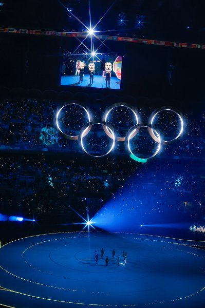 Церемонията по откриване на Зимните олимпийски игри в Милано Кортина1