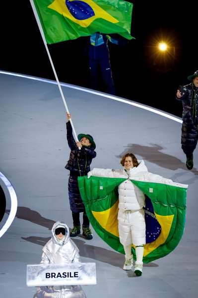 Церемонията по откриване на Зимните олимпийски игри в Милано Кортина1