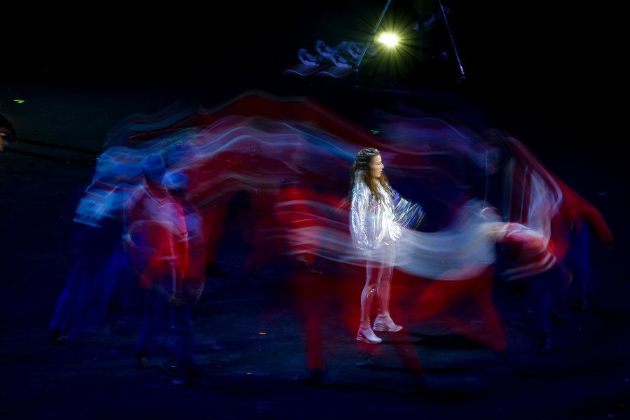 Церемонията по откриване на Зимните олимпийски игри в Милано Кортина1