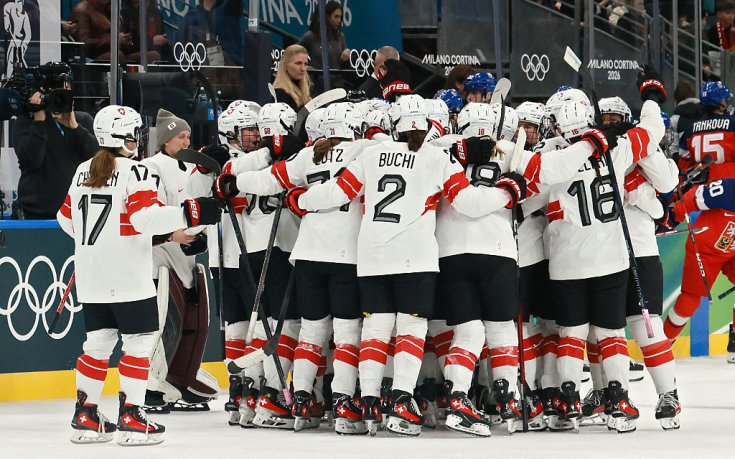 Кошмар за Швейцария, отборът по хокей на лед при дамите е под карантина
