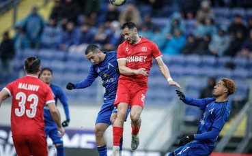 НА ЖИВО: Левски 0:0 Ботев Враца, греда за 