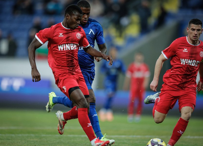 Левски Ботев Враца1